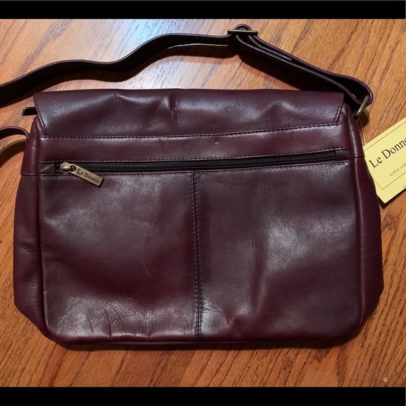 LeDonne Handbags - LeDonne Leather Flap Over Bag